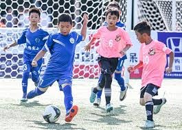 半场-山东泰山0-0武汉三镇 主裁争议吹罚未判点